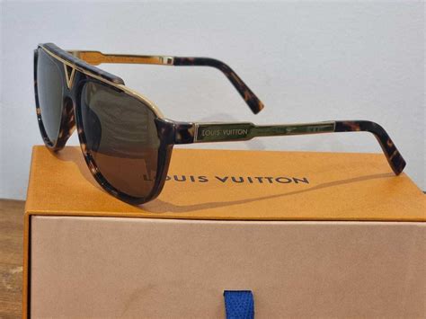 LOUIS VUITTON Acetate Mascot Sunglasses 